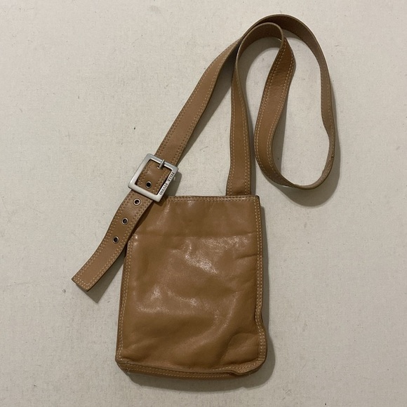 Vintage Wilson Pelle studio Tan Leather Crossbody pocket bag women S Y2K travel - Picture 8 of 8